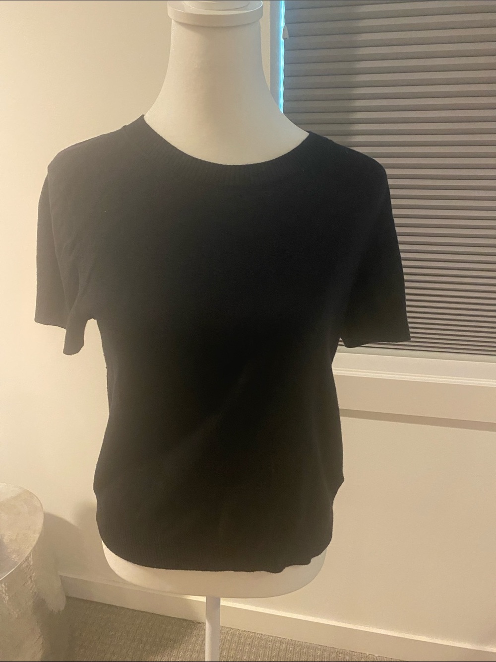GAP Black Short-Sleeve Knit Tee
